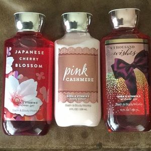 Bath & Body Works lotion/shower gel bundle
